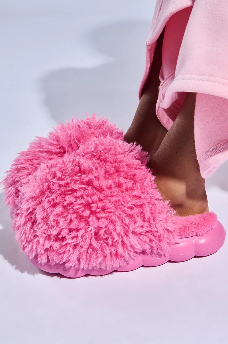 AZALEA WANG LAWSON PINK SLIPPER