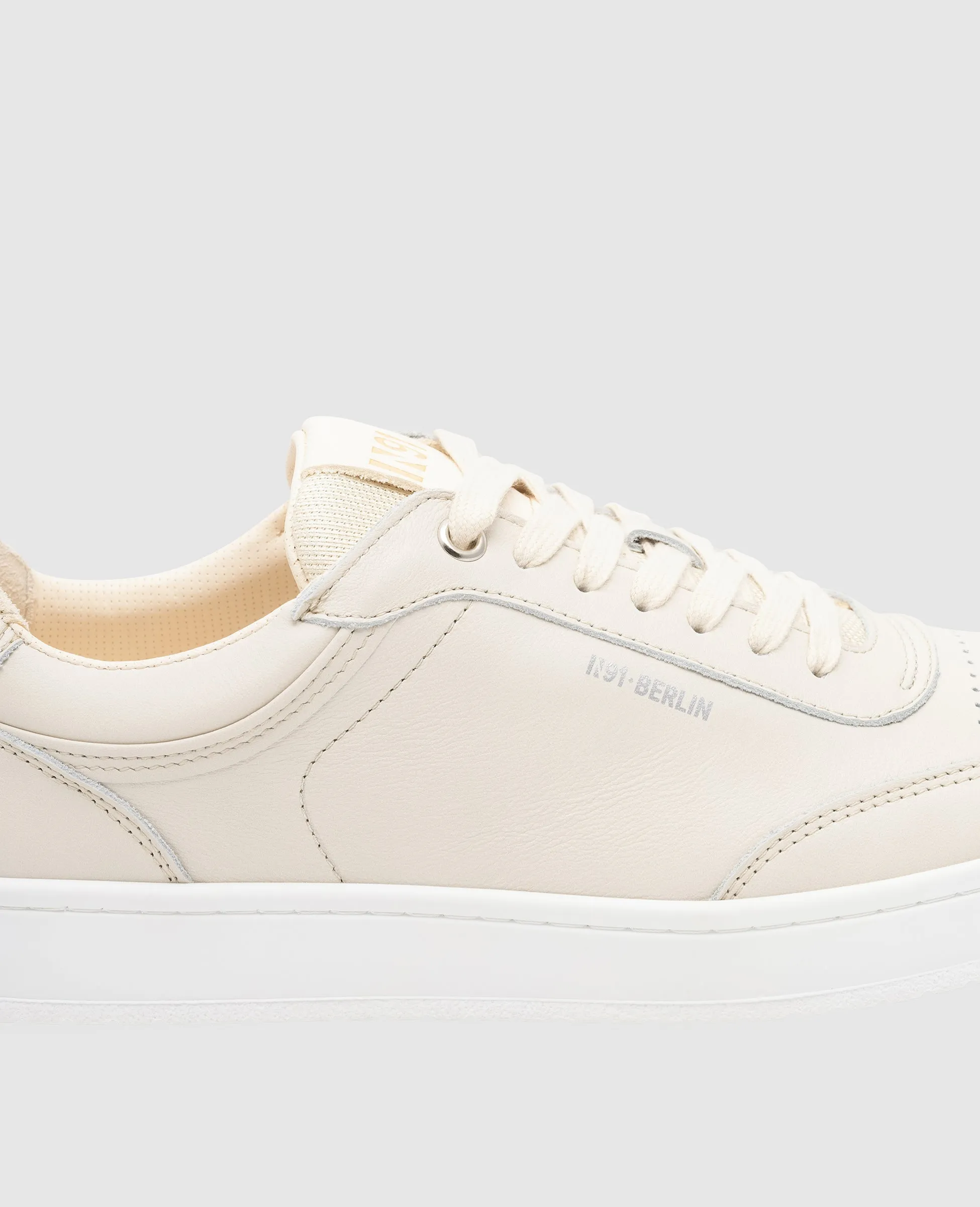 Court M AB - Beige