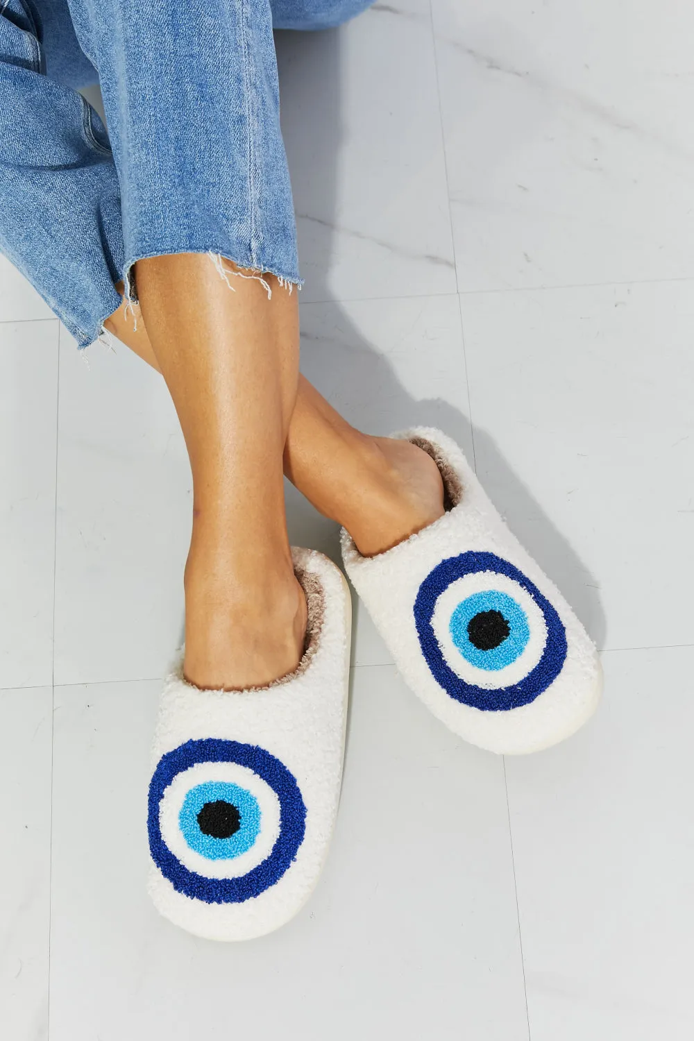 Eye Plush Slippers