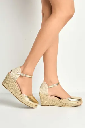 Mira Closed Toe Anklestrap Wedges in Gold