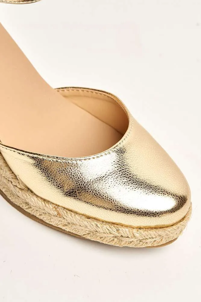 Mira Closed Toe Anklestrap Wedges in Gold