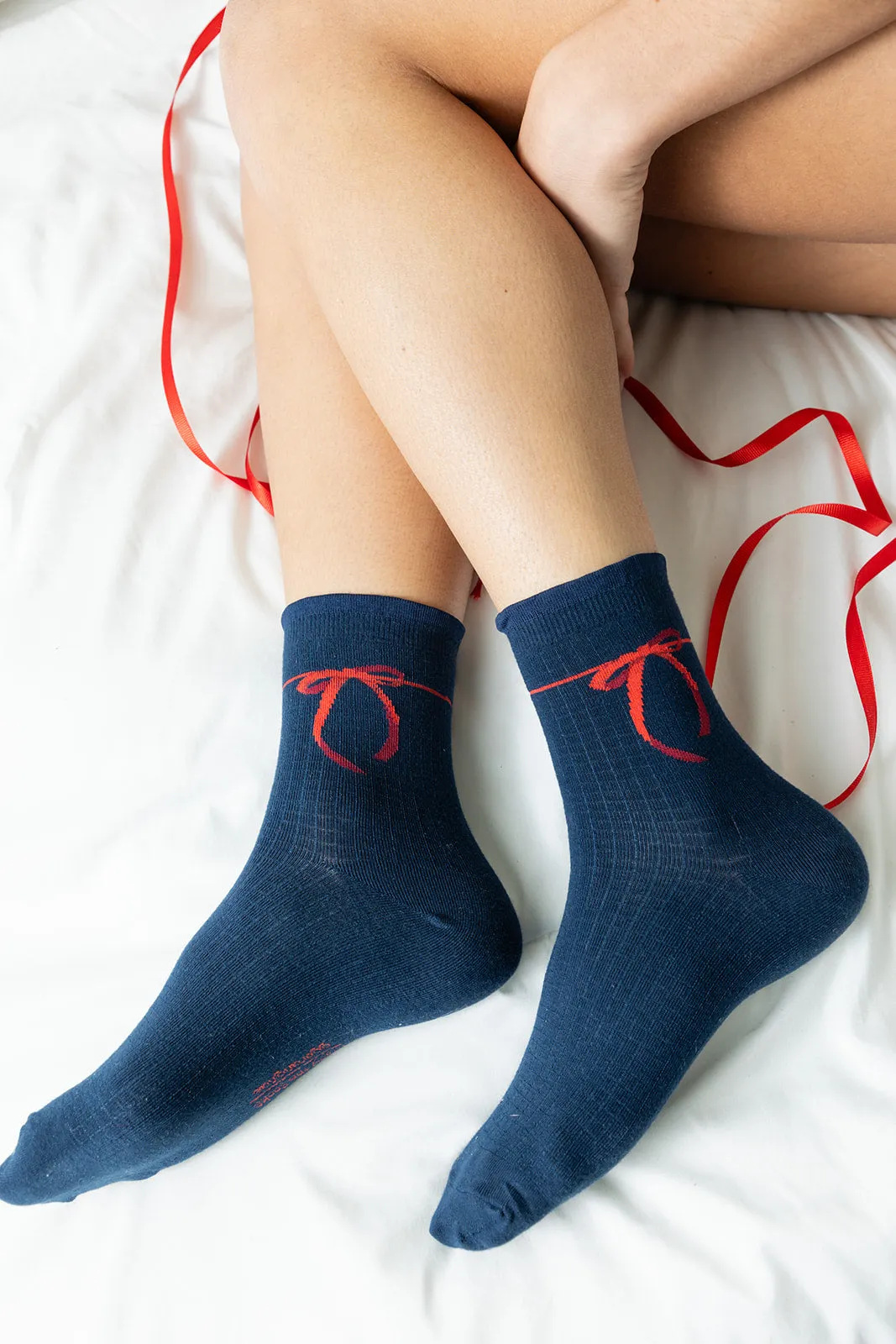 Riot CLUB socks- Red Bow